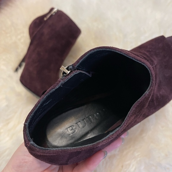Burberry open toe suede booties - Picture 15 of 15